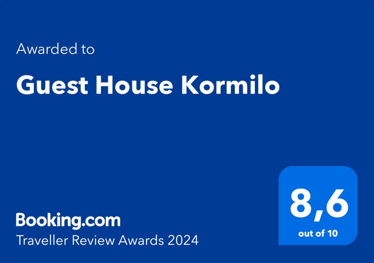 Guest House Kormilo Ston Bagian luar foto